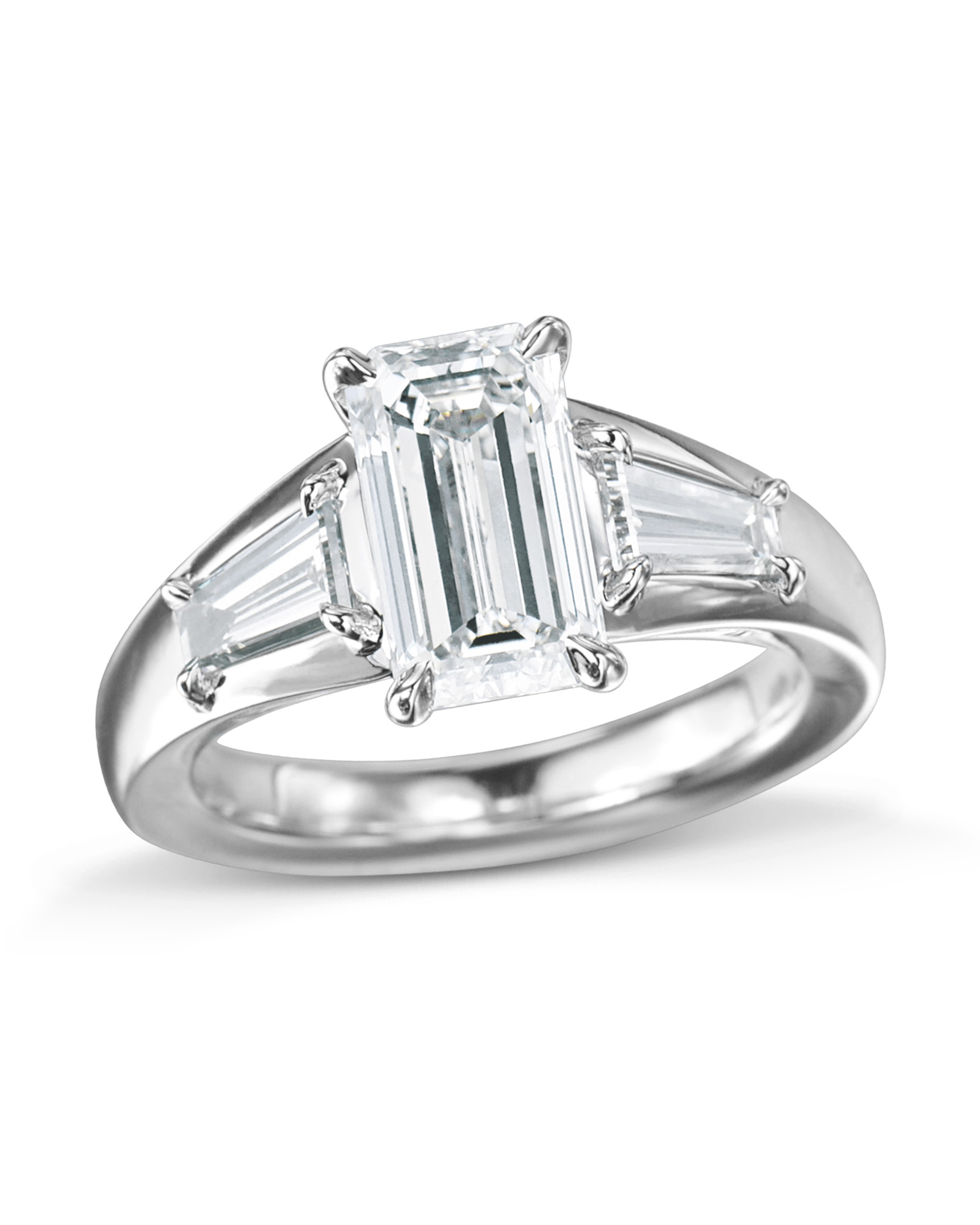 Overnight Platinum Round Halo Engagement Ring 84335-B-PL | Smith Jewelers |  Franklin, VA