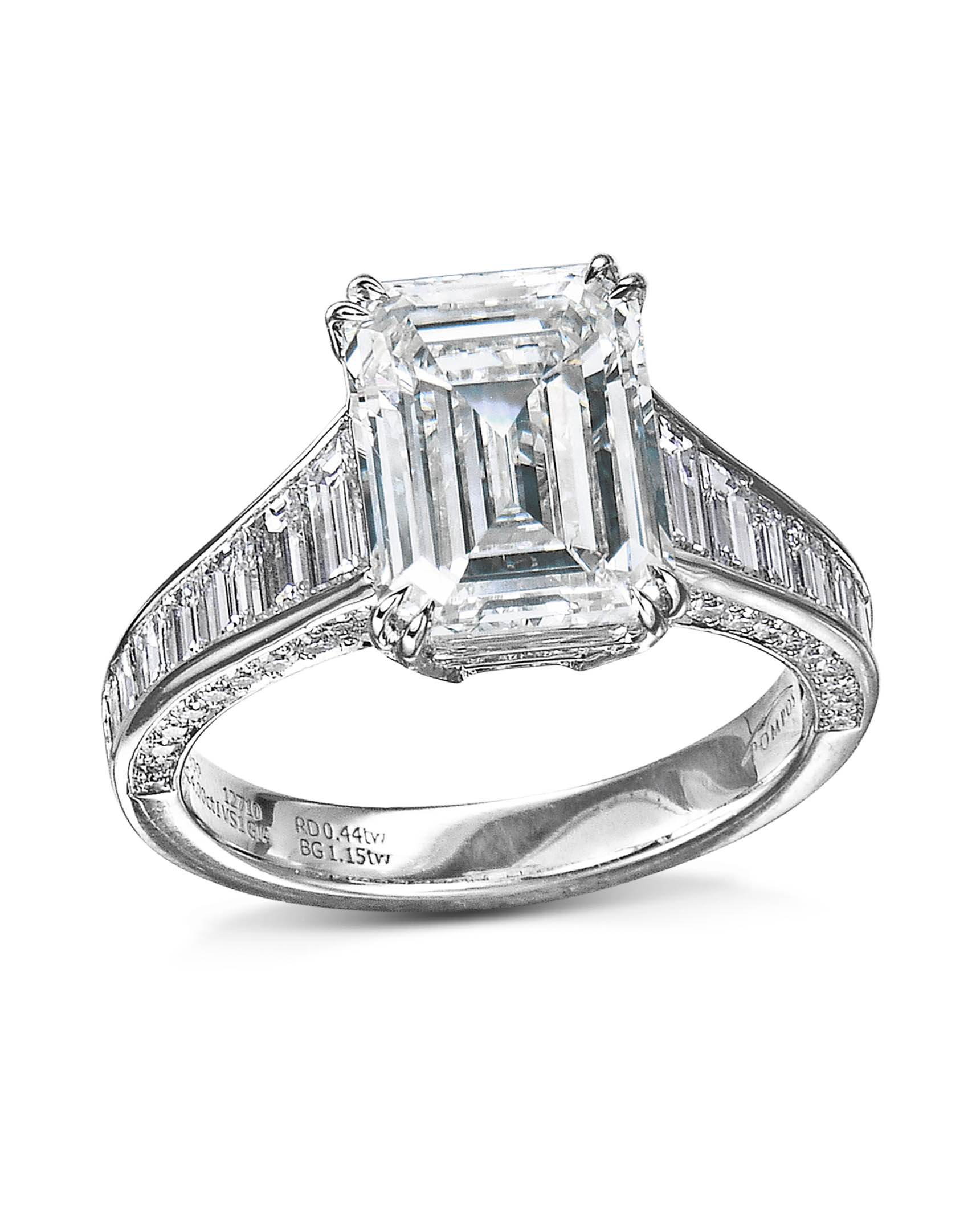 Lab Grown Cushion Diamond with Tapered Baguette Wings Engagement Ring –  ARTEMER